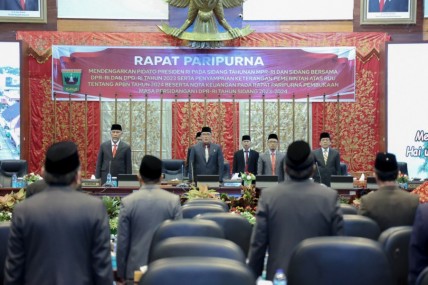 DPRD Sumbar Laksanakan Rapat Paripurna Mendengarkan Pidato Presiden