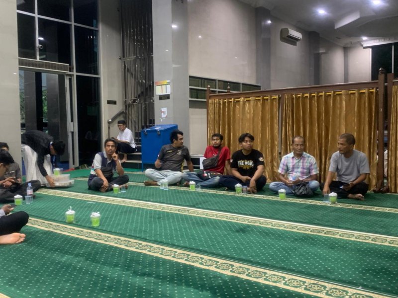 DWP UNP Gelar Program Sedekah Paket Berbuka Ramadan 1447 H