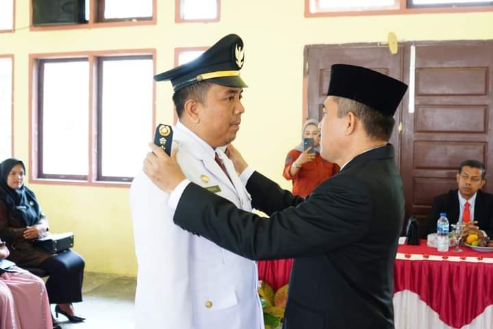 Fajar Robie Yunika Dikukuhkan Sebagai Camat Sembilan Koto 