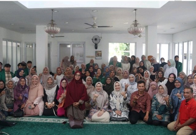 FK Unand Tutup Kegiatan FOME Lapangan, Hadirkan Edukasi Kesehatan bagi Warga Gates Nan XX Padang