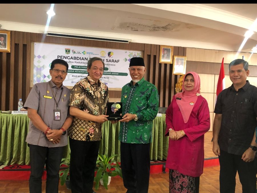 FKUI–RSCM Perkuat Layanan Bedah Saraf di RSUD M. Natsir Solok