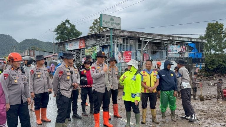 Galodo Solok, 2 Warga Masih Dicari dan 300 Polisi Dikerahkan