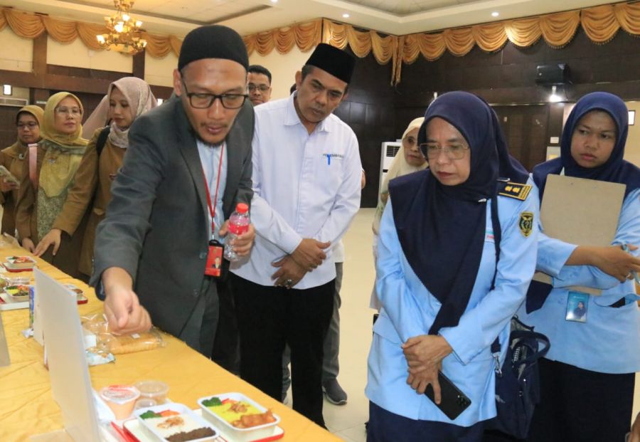 Gelar Pra Meal Test, Pihak Lion Siap Melayani Jemaah Haji Padang dengan Menu Khas Daerah