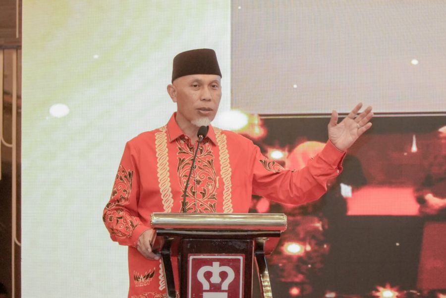 Gubernur Mahyeldi Ajak Masyarakat Sumbar untuk Lebih Peduli Terhadap Sesama