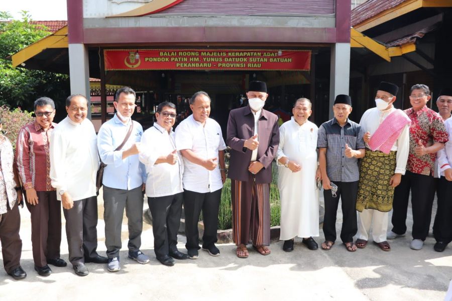 Gubernur Mahyeldi Ajak Perantau Ikut Aktif Bangun Kampung Halaman
