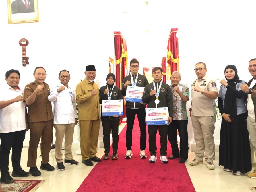Gubernur Mahyeldi Apresiasi Atlet Sumbar Peraih Medali SEA Games 2025