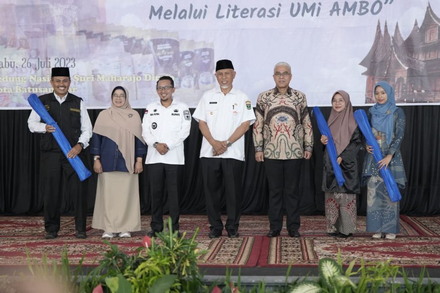 Gubernur Mahyeldi Apresiasi Program UMi AMBO untuk Kembangkan UMKM Mikro