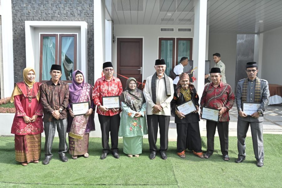 Gubernur Mahyeldi Apresiasi Semangat Bernagari Anak Nagari Canduang Koto Laweh