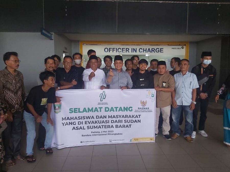 Gubernur Mahyeldi Berhasil Perjuangkan Pemulangan 19 Warga Sumbar asal Sudan dari Lokasi Penampungan