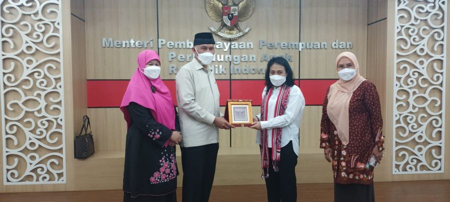Gubernur Mahyeldi Bertemu Menteri PPPA, Bahas Isu Prioritas Pelindungan Perempuan dan Anak 