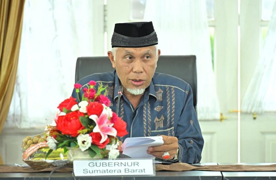 Gubernur Mahyeldi Dianugerahi Gelar Doktor HC oleh Universitas AUI Malaysia