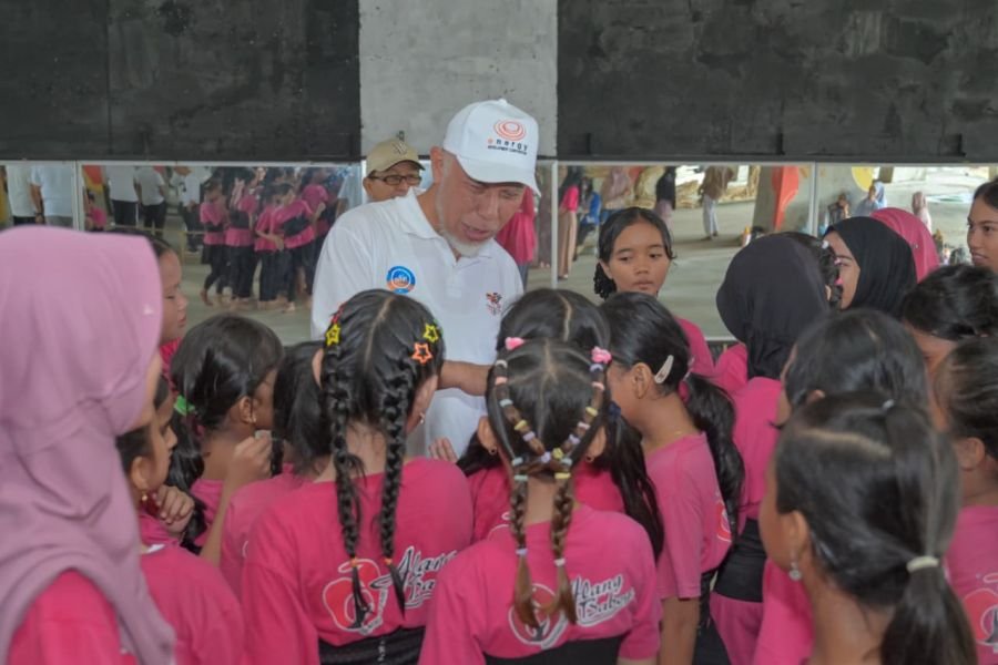Gubernur Mahyeldi Dukung Kebijakan Pembatasan Akses Medsos Bagi Anak