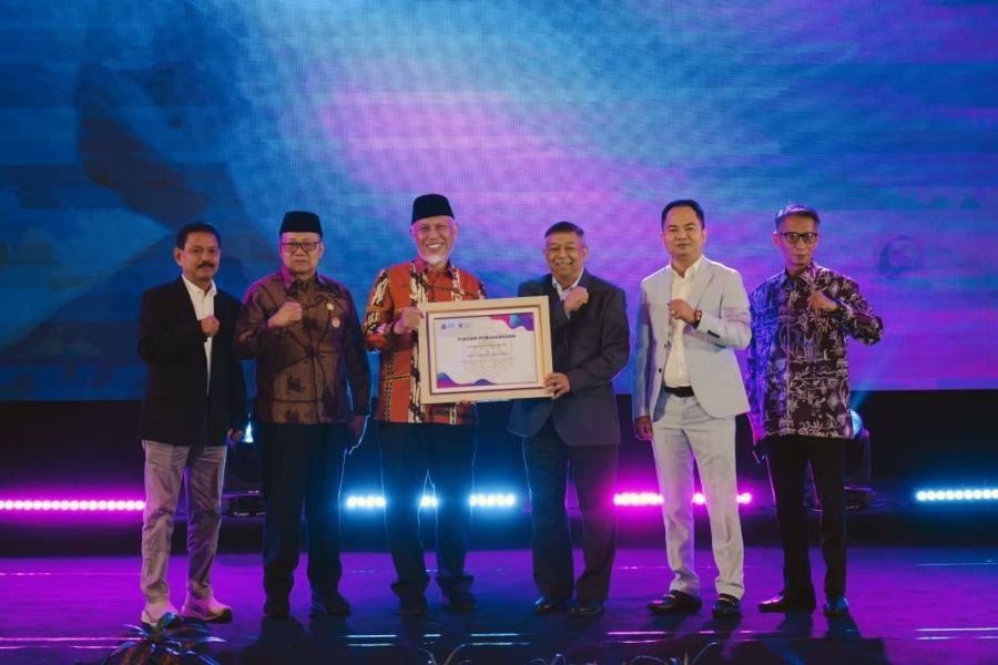 Gubernur Mahyeldi: Guru Adalah Energi Penggerak Pendidikan Sumatera Barat
