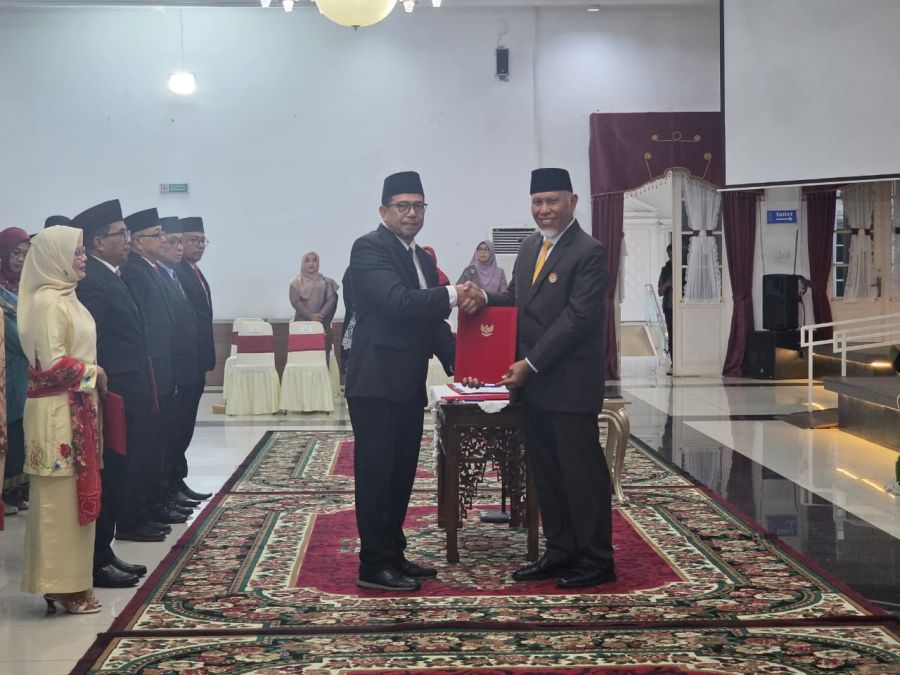 Gubernur Mahyeldi Lantik 6 Pejabat Tinggi Pratama Dilingkup Pemprov Sumbar