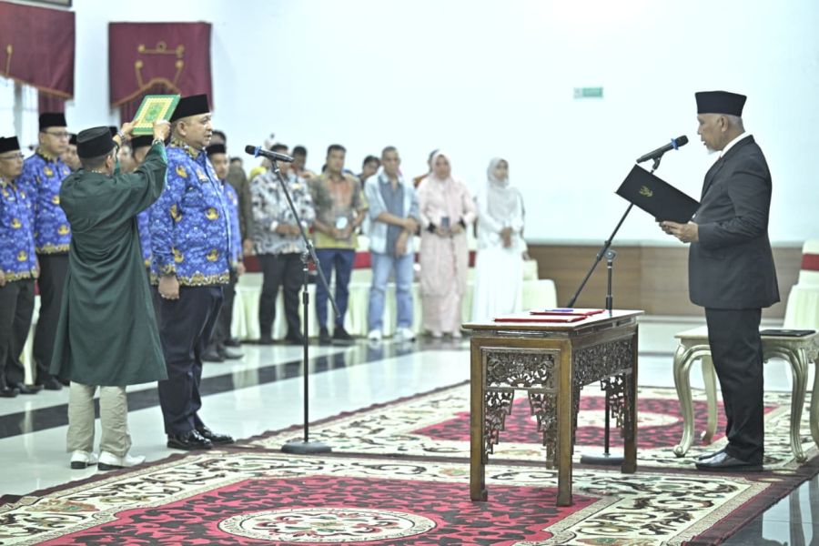 Gubernur Mahyeldi Lantik Andree Harmadi Algamar Sebagai Kepala Biro Umum Setdaprov Sumbar