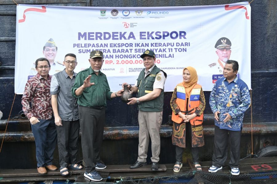 Gubernur Mahyeldi Lepas Ekspor 11 Ton Ikan Kerapu Sumbar Menuju Hongkong