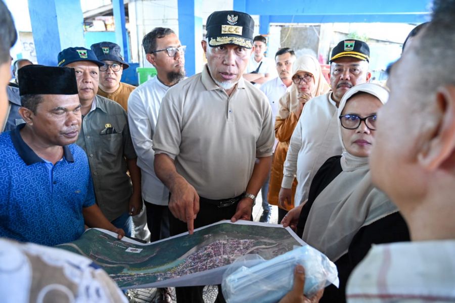 Gubernur Mahyeldi Minta DKP Sumbar Kembangkan Budi Daya Lobster Laut 