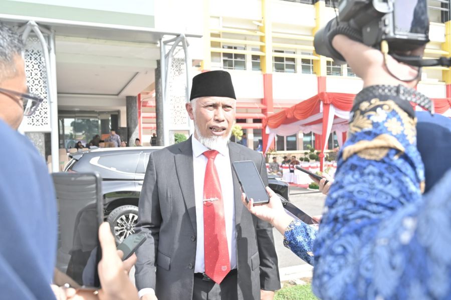 Gubernur Mahyeldi Minta Pengurus Koperasi Merah Putih Profesional: Harus Berkembang, Bukan Menyusut