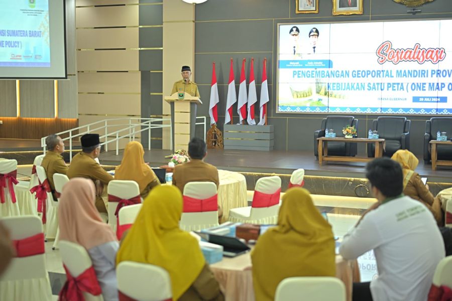 Gubernur Mahyeldi Minta Seluruh OPD Terkait Maksimalkan Penggunaan Geoportal Mandiri Sumbar