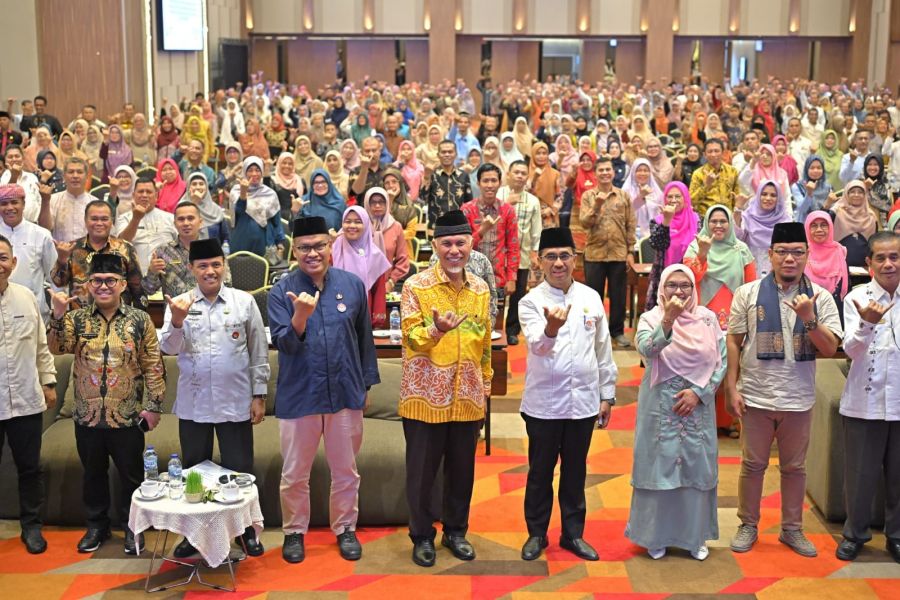 Gubernur Mahyeldi Minta Seluruh Sekolah Optimalkan Peran UKS dalam Penerapan Gerakan Sekolah Sehat