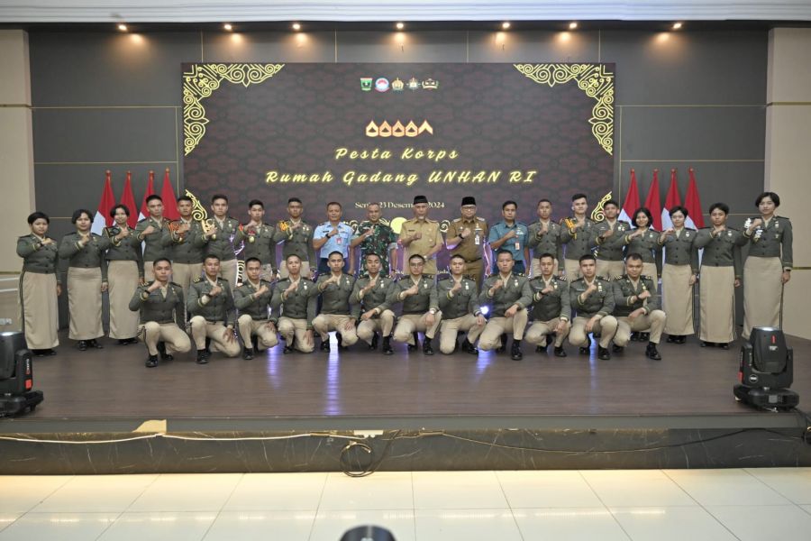 Gubernur Mahyeldi Motivasi Kadet Unhan Asal Sumbar untuk Terus Meraih Prestasi Gemilang