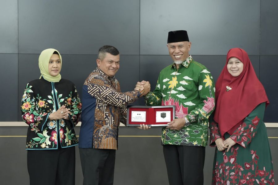 Gubernur Mahyeldi Nilai Kolaborasi Pemerintah-TNI di Sumbar Berjalan Maksimal