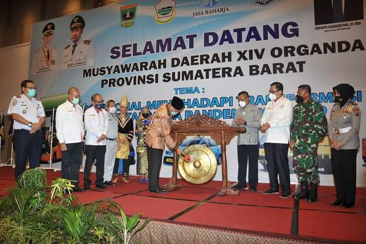 Gubernur Mahyeldi : Organda Sumbar Harus Profesional Menghadapi Trasportasi Digital