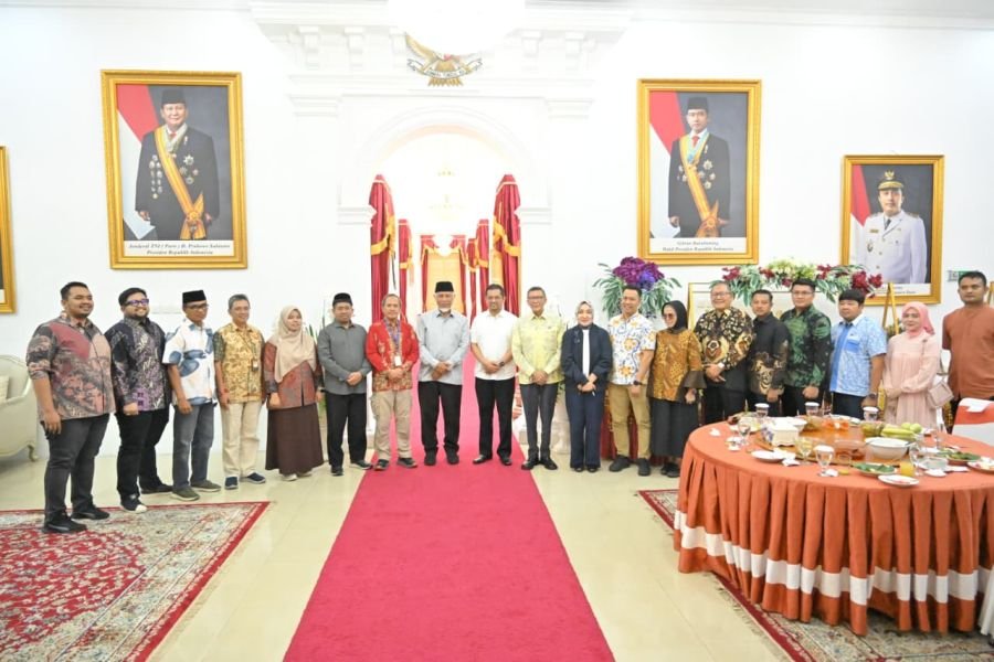 Gubernur Mahyeldi: Pariwisata Ramah Muslim Harus Berdampak bagi Masyarakat