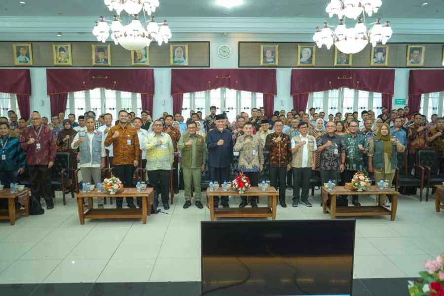 Gubernur Mahyeldi: Pemulihan Pascabencana Sumbar Harus Terintegrasi dan Berkelanjutan