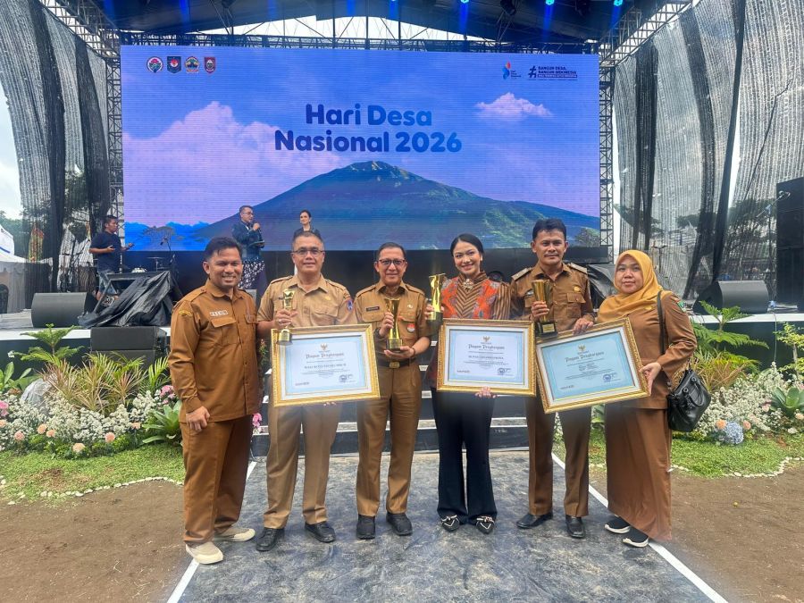 Gubernur Mahyeldi Raih Upakarya Wanua Nugraha dari Pemerintah Pusat