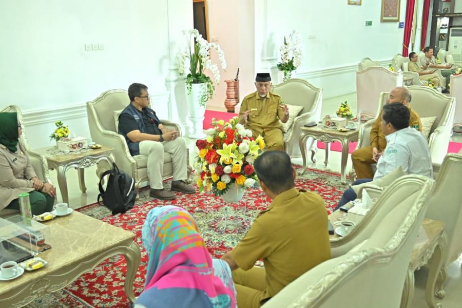 Gubernur Mahyeldi Sambut Baik Rencana BNPB Pasang EWS Terintegrasi di Gunung Marapi