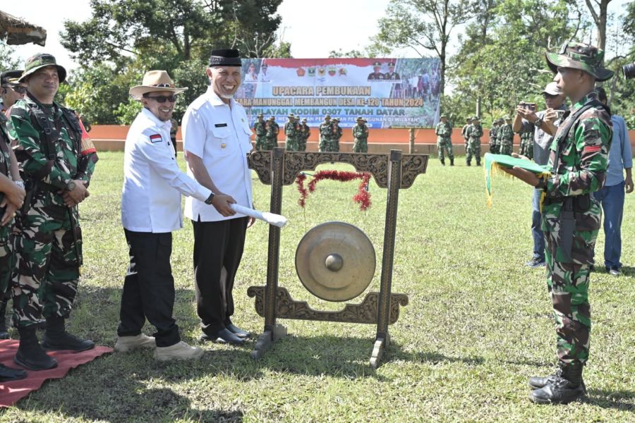 Gubernur Mahyeldi Sebut TMMD sebagai Upaya Wariskan Semangat Bela Negara pada Generasi Muda