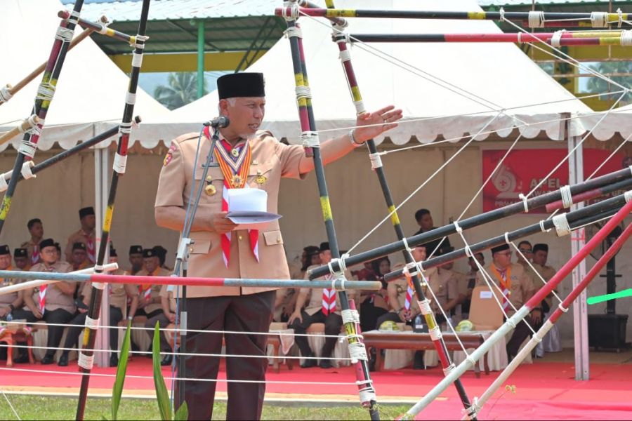 Gubernur Mahyeldi Selaku Ketua Mabida Sumbar Pimpin Upacara Hari Pramuka ke-62 di Sijunjung