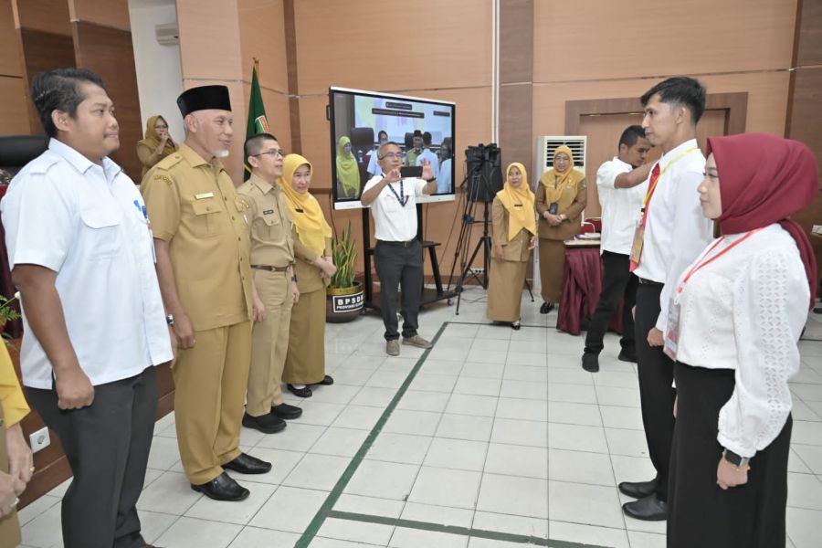 Gubernur Mahyeldi Siapkan ASN Adaptif dan Transformasi Digital di Sumbar Melalui Pelatihan GTA