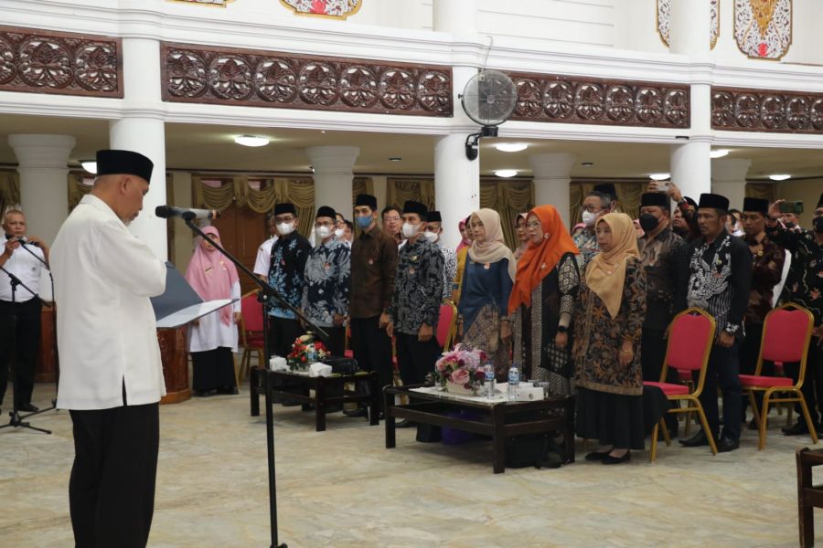 Gubernur Mahyeldi Tegaskan Kepala Sekolah SMA Tingkatkan Inovasi