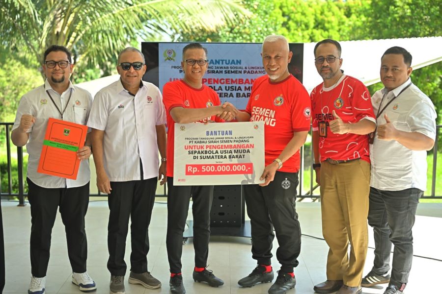 Gubernur Mahyeldi Terus Perkuat Sinergitas Pemprov dan Semen Padang untuk Sepakbola Sumbar