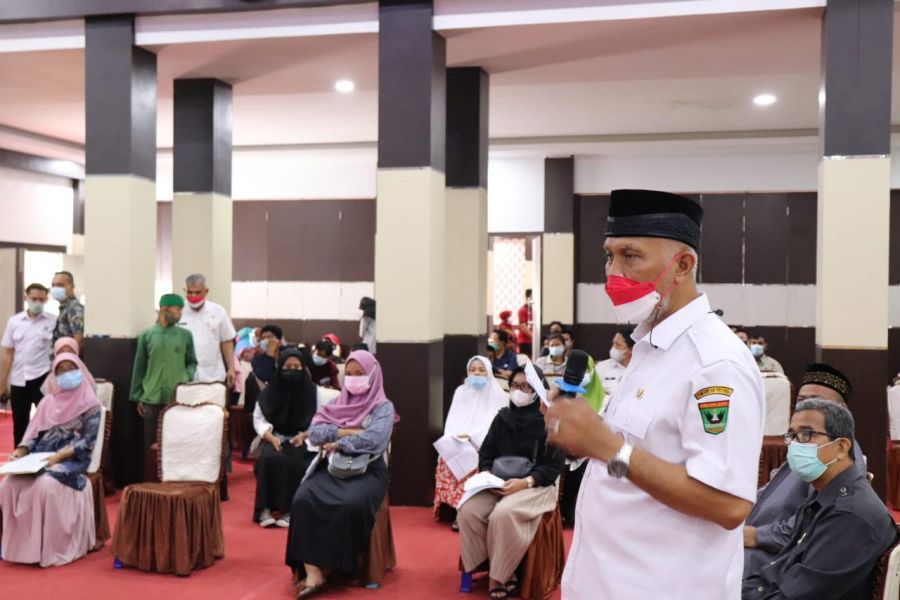 Gubernur Mahyeldi: Vaksinasi di Kampus Percepat Kekebalan Komunal