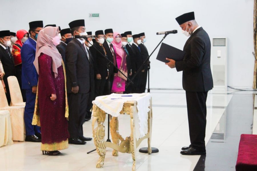 Gubernur Sumatera Barat Lantik 161 Kepala Sekolah SMAN/SMKN/SLBN 