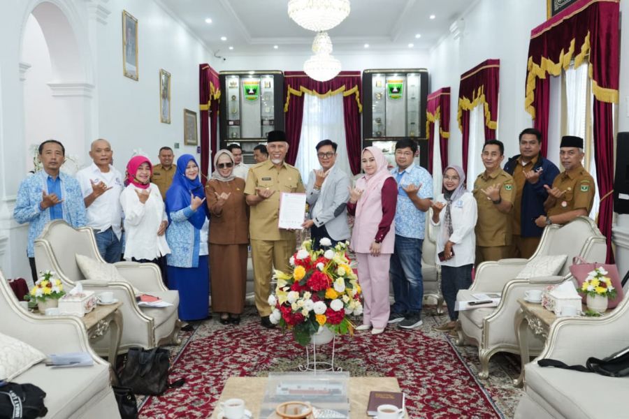 Gubernur Sumbar & ASITA Bahas Penguatan Ekosistem Pariwisata dan Pembukaan Jalur Udara Internasional