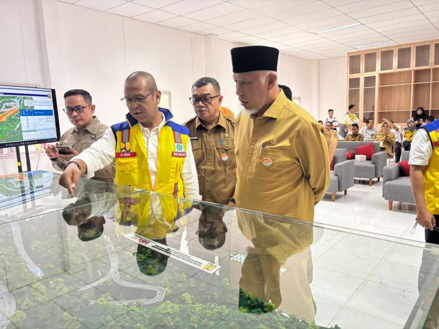 Gubernur Sumbar dan Kemenko Infraswil Tinjau Lokasi Pembangunan Fly Over Sitinjau Lauik