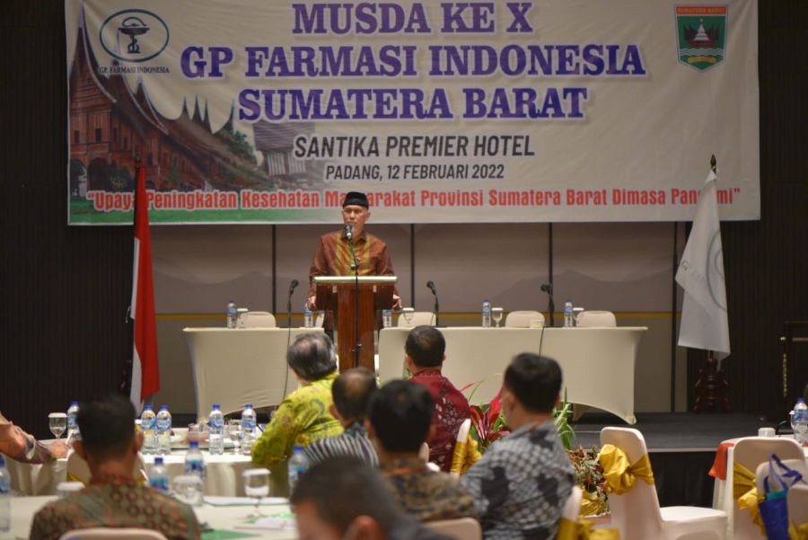 Gubernur Sumbar Dorong GP Farmasi Kembangkan Obat dari Tumbuhan Endemik Sumatera