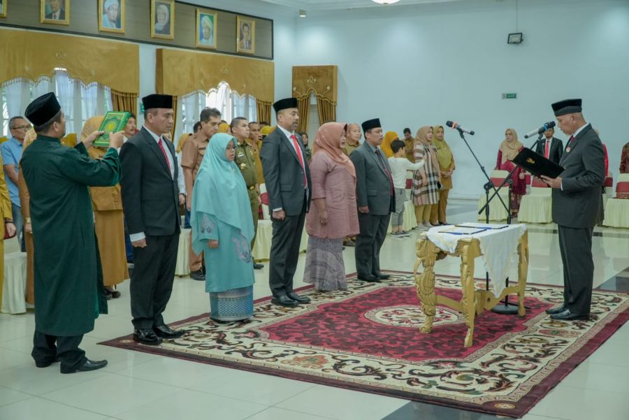Gubernur Sumbar Lantik Lima Pejabat Eselon II Lingkup Pemprov Sumbar