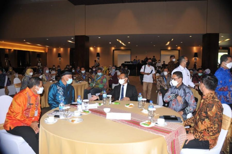 Gubernur Sumbar : Masih Banyak Potensi Investasi Yang Belum Terkelola Dengan Baik