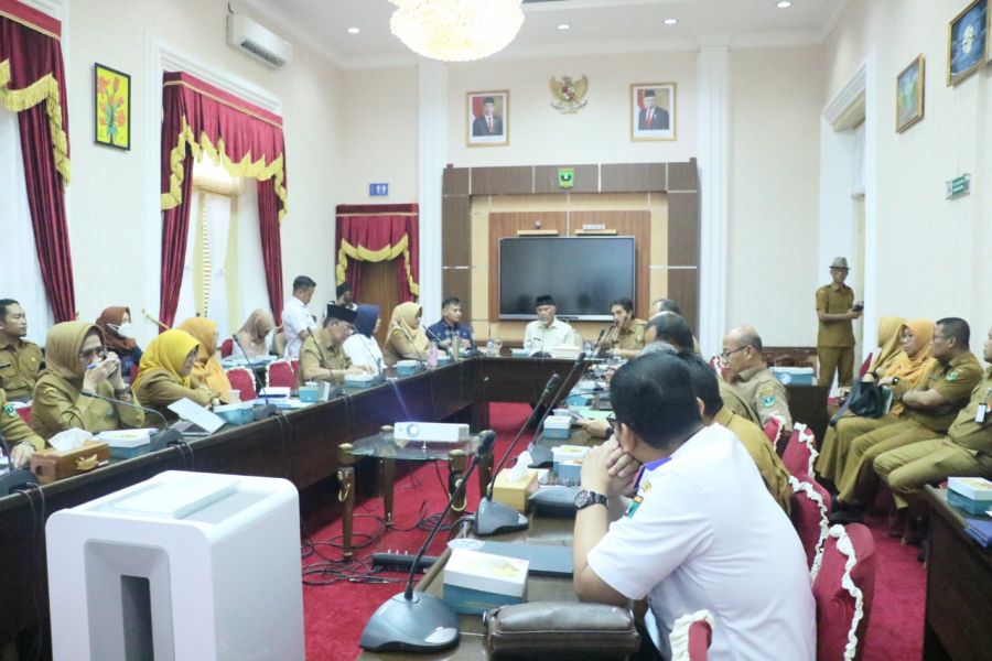 Gubernur Sumbar Pimpin Rapat Antisipasi Kelangkaan Ketersediaan Pangan Jelang Ramadhan & Idul Fitri