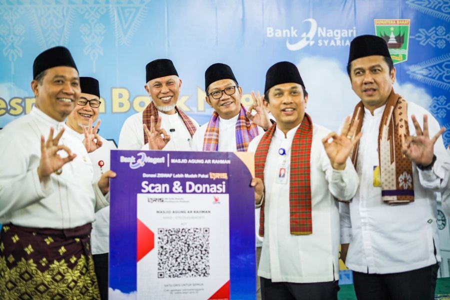 Gubernur Sumbar Resmikan Kantor Syariah Bank Nagari di Pekanbaru