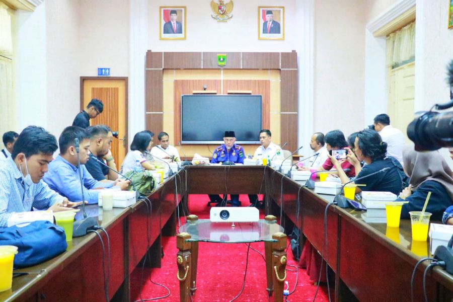 Gubernur Sumbar Sampaikan Beberapa Upaya Selamatkan Tenaga Honorer