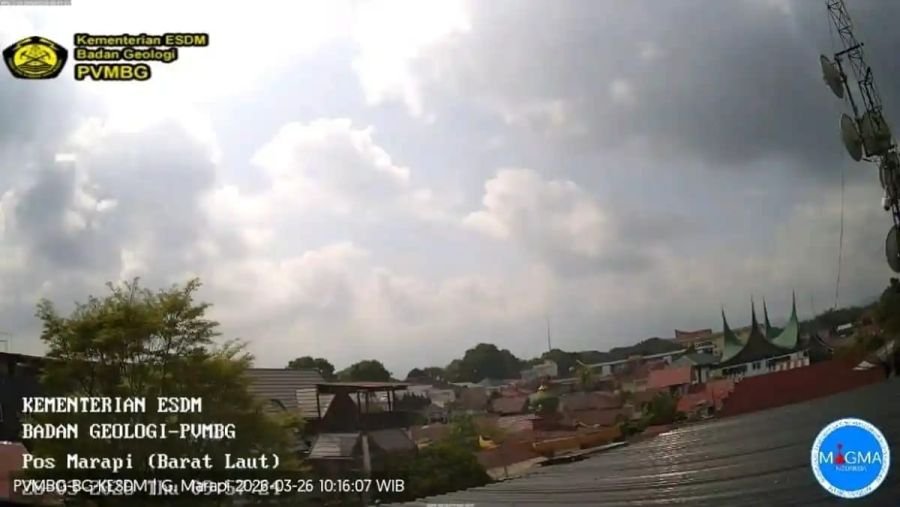 Gunung Marapi Erupsi Dua Kali Kamis Pagi, Kolom Abu Tak Teramati karena Kabut