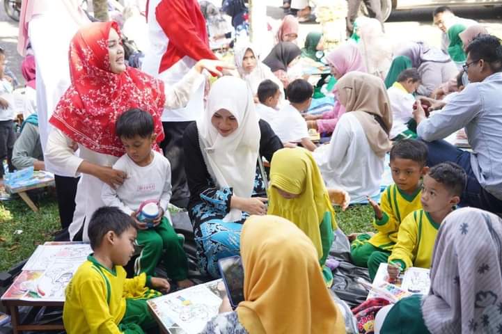 Hari Anak Nasional ke 39, Ini Pesan Bunda Paud Dharmasraya