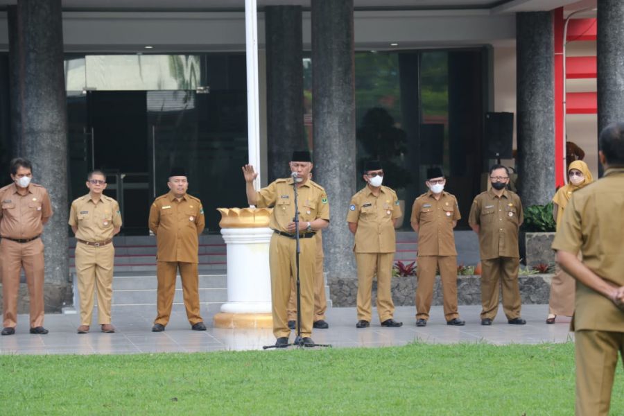 Hari Kerja Pasca Lebaran, Gubernur Sumbar Pimpin Apel Gabungan dan Sidak ke OPD