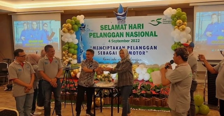 Harpelnas 2022, Perumda Air Minum Kota Padang Beri Apresiasi Pelanggan Bayar Tagihan Tepat  Waktu